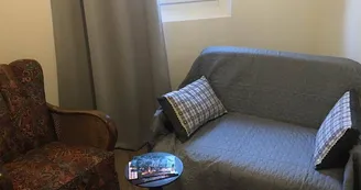 Au repos des vignes : Chambre intime Au repos des vignes : Chambre intime
