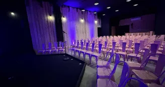 La scène - Salle Evénementielle.