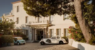 Hôtel Restaurant Les Roches Blanches Hôtel Restaurant Les Roches Blanches