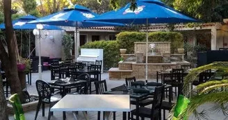 Hôtel restaurant Les Cigalons Marseille..jpg