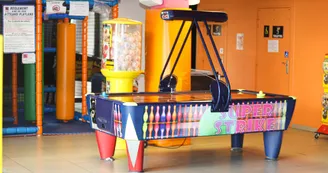 SALLE DE JEUX ARCADE