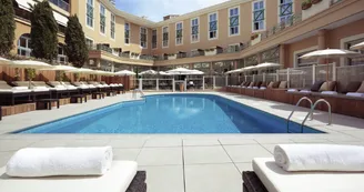 Grand Hôtel Roi René