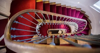 HÔTEL de PARIS Limoges
L'escalier monumental en chêne_8 HÔTEL de PARIS Limoges
L'escalier monumental en chêne_8