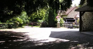 Gîte de groupes Moulin du Bas Coudray Gîte de groupes Moulin du Bas Coudray