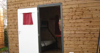 Cabanes d'étape randonneurs saint loup du gast 2