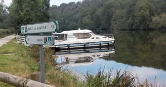 Location de bateau habitable Laval Location de bateau habitable Laval