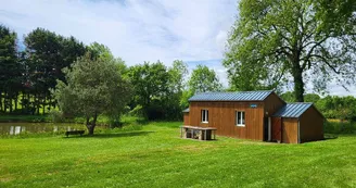 Aire de pique-nique au plan d'eau de Blandouet