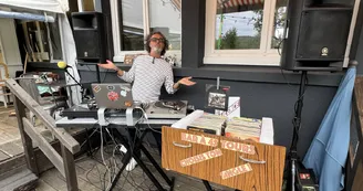 © La Guinguette Canoë © La Guinguette Canoë