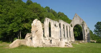 Prieuré Ste-Trinité © SI Beaumont-le-Roger, JP Copitet