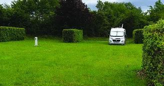 Aire CAMPING-CAR PARK de La Bruère-sur-Loir Aire CAMPING-CAR PARK de La Bruère-sur-Loir