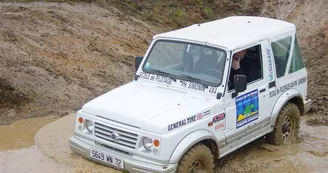 centre-tout-terrain-des-alpes-mancelles-ecole-de-pilotage-4x4-asc2