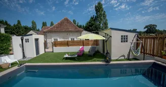Gite Le Hameau des 2 Ailes - Piscine