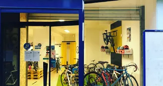 Il est beaumont Vélo façade Il est beaumont Vélo façade