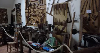 La Maison du sabot et des métiers d'antan - Neufchâtel en Saosnois La Maison du sabot et des métiers d'antan - Neufchâtel en Saosnois
