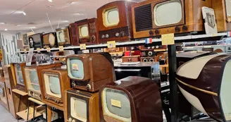 Musée audiovisuel et communication - Montval sur Loir Musée audiovisuel et communication - Montval sur Loir