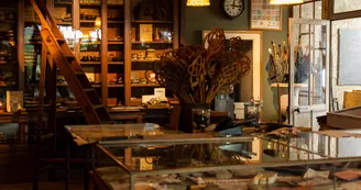 Musée de boutiques anciennes_La Chartre sur le Loir Musée de boutiques anciennes_La Chartre sur le Loir