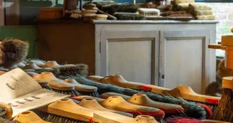 Musée de boutiques anciennes_La Chartre sur le Loir Musée de boutiques anciennes_La Chartre sur le Loir