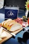 Le M