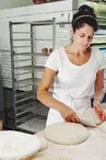 Ferme des chantouroux travail au fournil