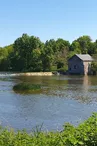 Barrage sur la Mayenne à Ménil